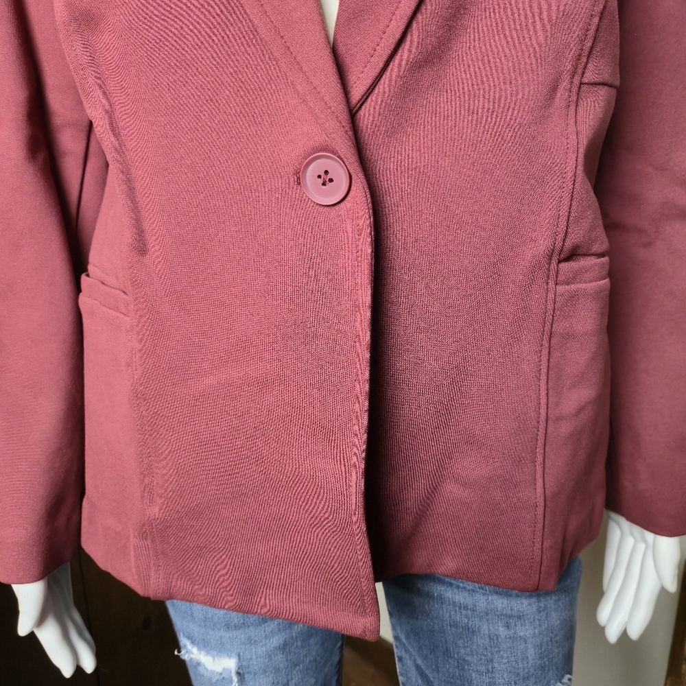 NWT Torrid Chelsea Studio Luxe Ponte Blazer Stretchy Maroon Tailored Fit - Picture 7 of 15